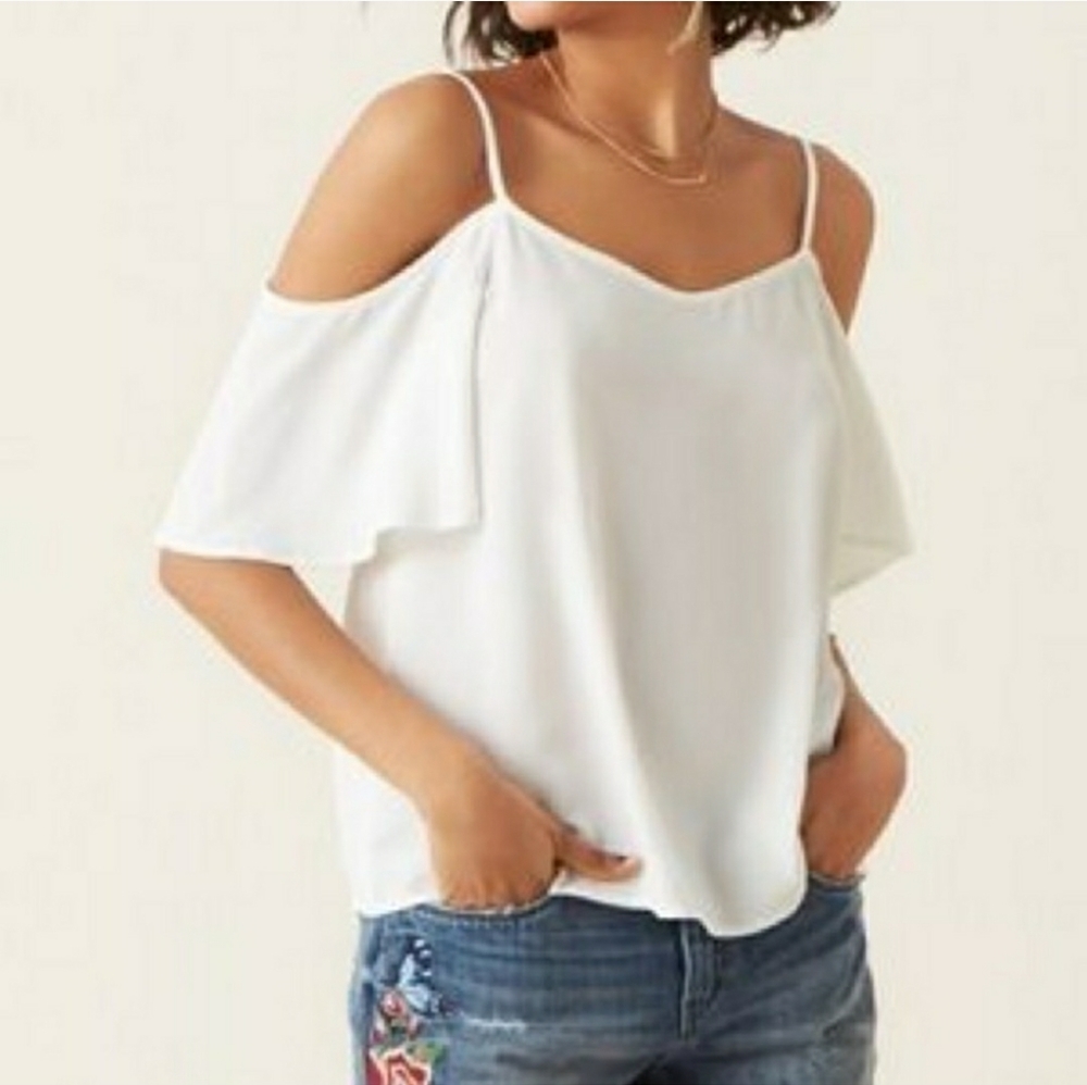 B.P. cold shoulder criss cross flowy blouse